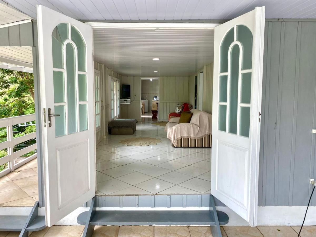 Gray House - Com Piscina Pertinho Do Mar! Villa Palhoca Exterior photo