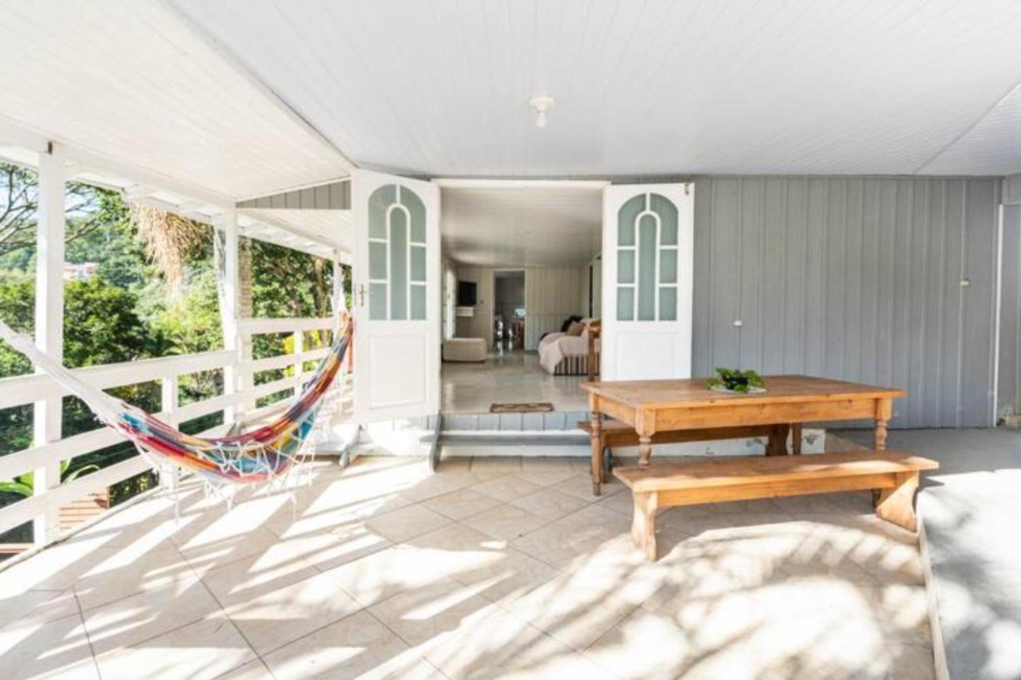 Gray House - Com Piscina Pertinho Do Mar! Villa Palhoca Exterior photo